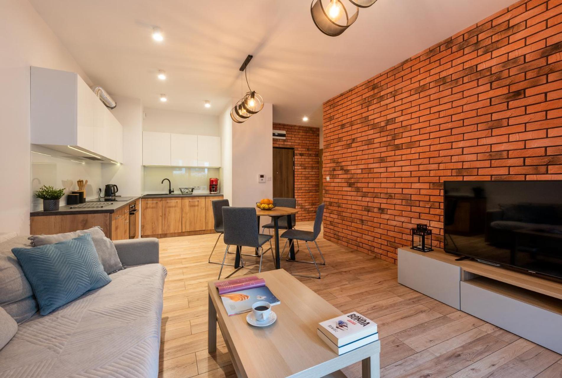 Marvels Place With Parking And Ac คราคูฟ ภายนอก รูปภาพ